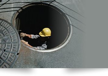 La prórroga obligatoria de los contratos de gestión de servicios públicos
