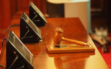 La aclaración del fallo para ser ejecutado.