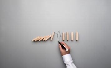 Algo grave, que no acabamos de comprender, sacude nuestra economía