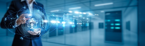 Businessman,Hand,Hold,Edge,Computing,,Real-time,Data,Processing,,Iot,Edge