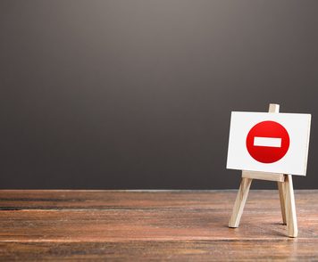 Prohibición de contratar con la Administración impuesta como sanción por incumplimientos de la legislación de defensa de competencia.