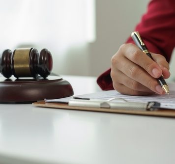 Importante avance en la legitimación colectiva para recurrir adjudicaciones de contratos públicos.