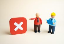 De retrasos, incumplimientos y torpezas
